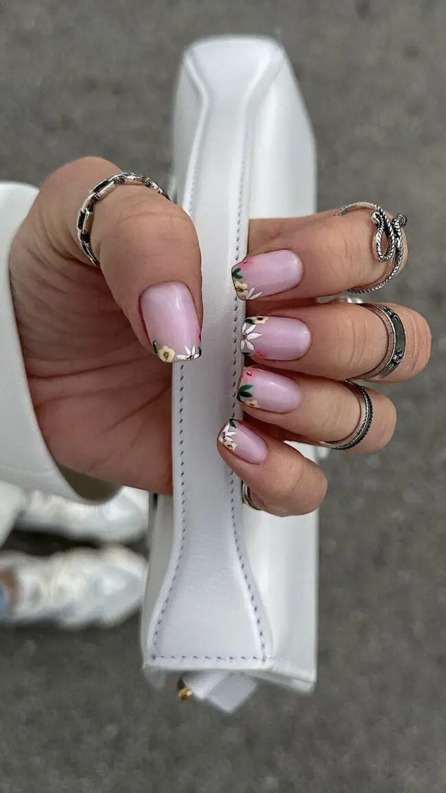 Sleek Geometric Designs