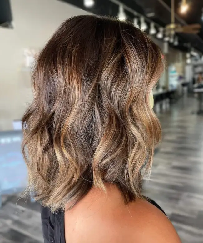 Radiant Waves with Highlights