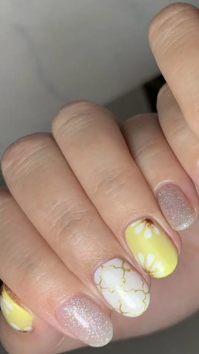 Bright Florals with Glittery Elegance