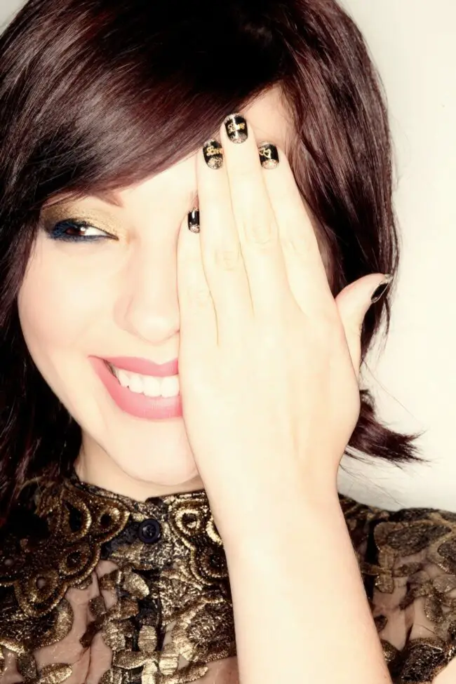 Radiant Colorful Eyes with Edgy Nails