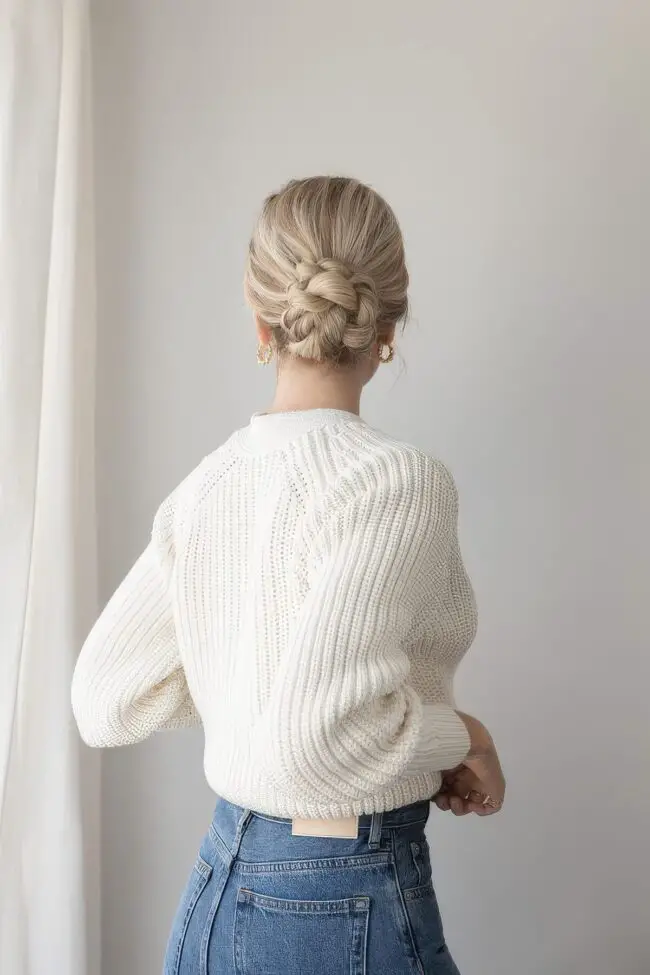 Effortless Low Bun Looks