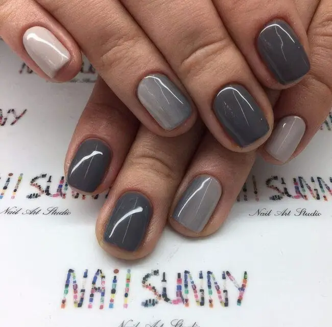 Chic Monochrome Nail Trends