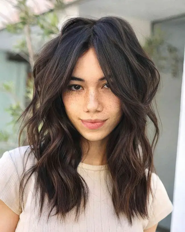 Dark Wavy Layers with Subtle Highlights