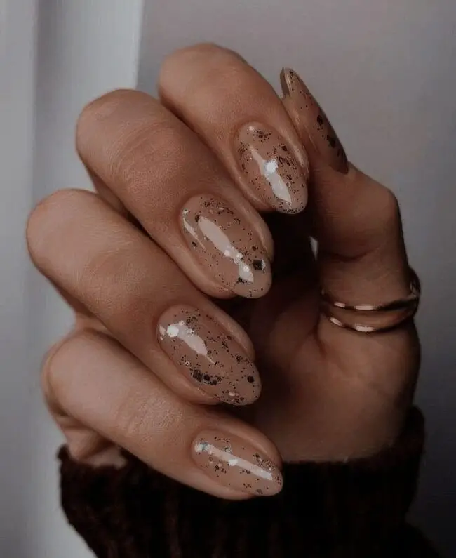 Nude Nails with Sparkling Touch