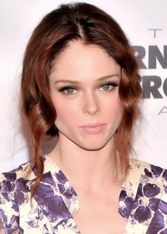 Rosy Lips and Effortless Waves Charm