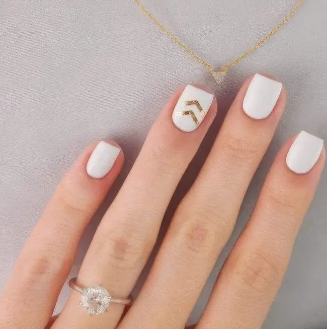 Fresh White Nail Canvas