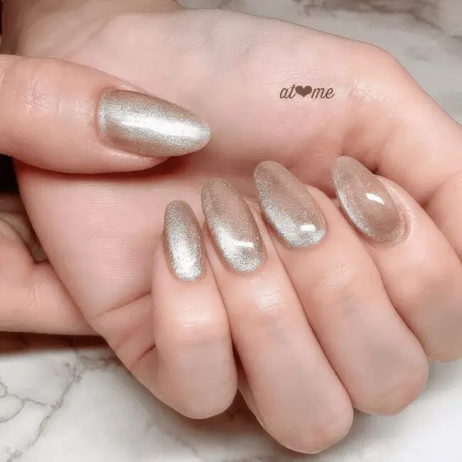 Radiant Nail Artistry