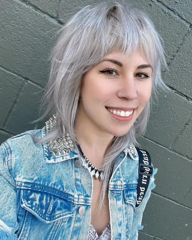 Silver-Toned Shaggy Mullet Style