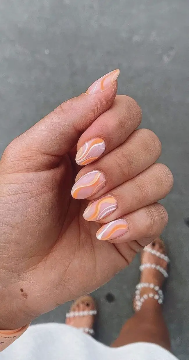 Peachy Sunset Nail Art
