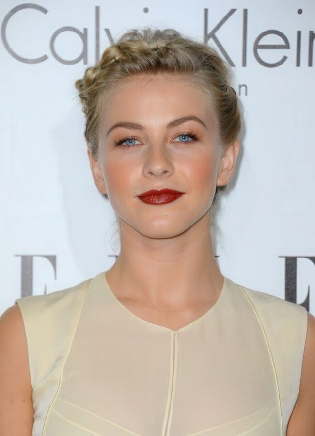 Dramatic Dark Lips with Glossy Highlights