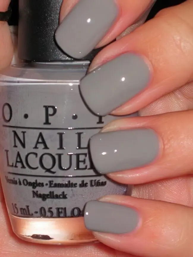 Cozy Gray Nail Inspiration