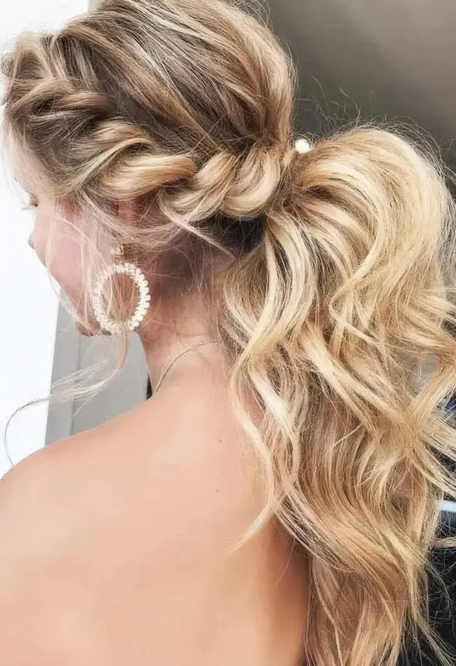 Ponytail with a Twist