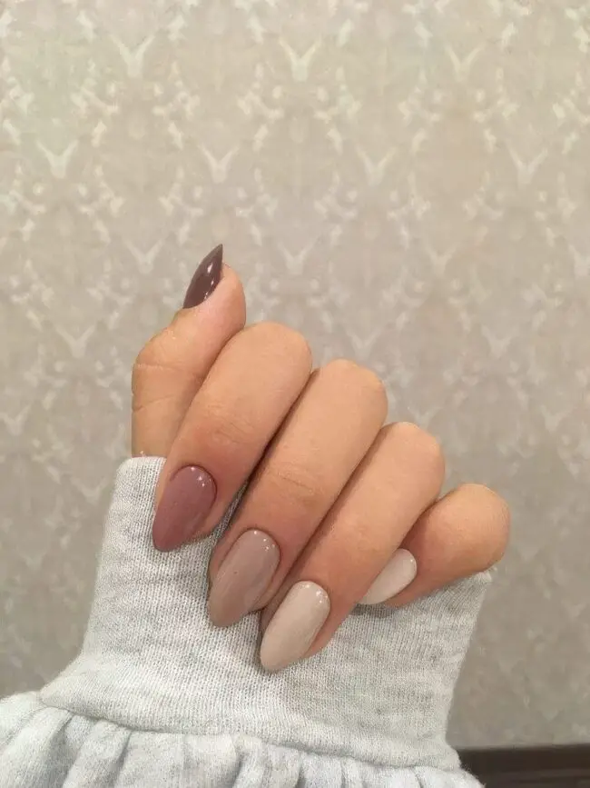 Warm Hues for Cozy Nails