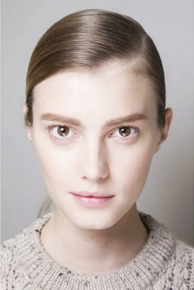 Ethereal Glow with Natural Skin Finish