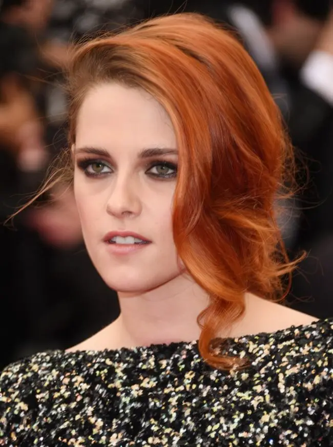 Earthy Tones with Vibrant Hair Contrast