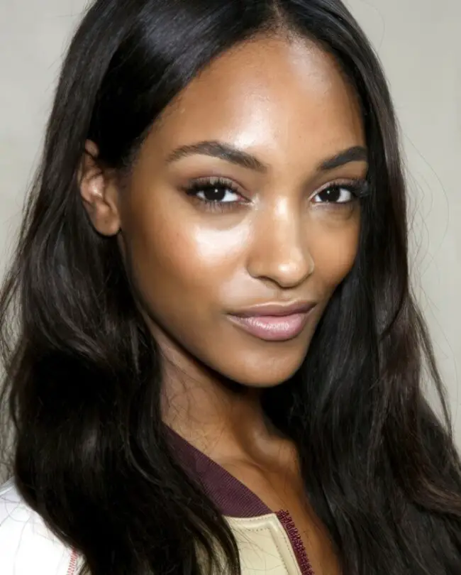 Sun-Kissed Radiance with Dewy Highl