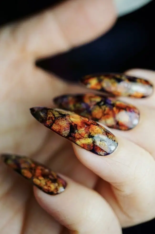 Marble Autumn Nail Effect