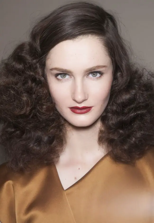 Lush Curls in Rich Dark Hues