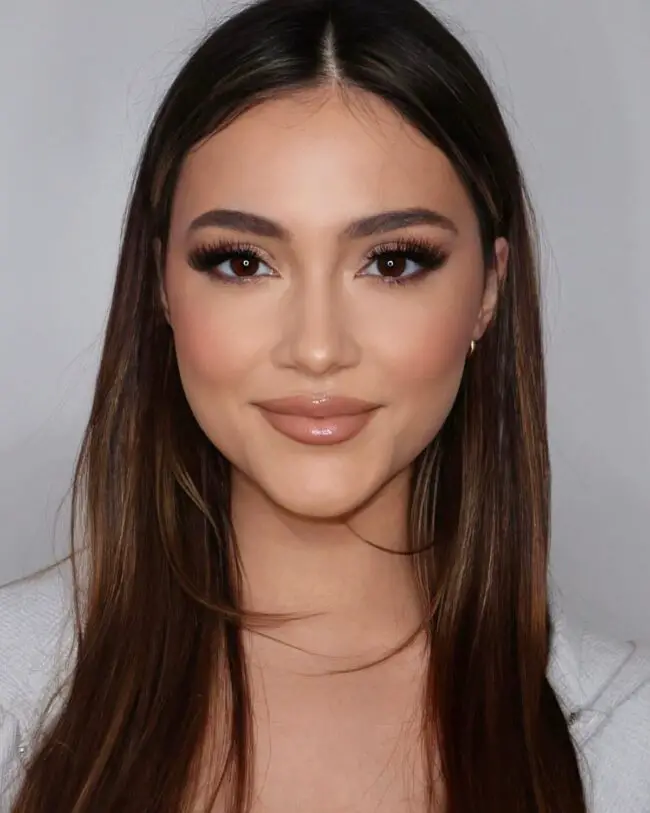 Why Makeup Matters for a Job Interview