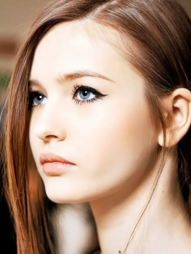 Radiant Skin and Striking Winged Eyel