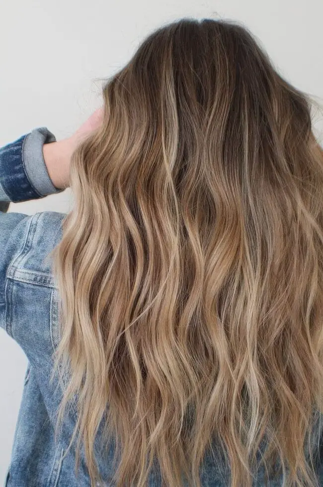 Effortless Summer Waves