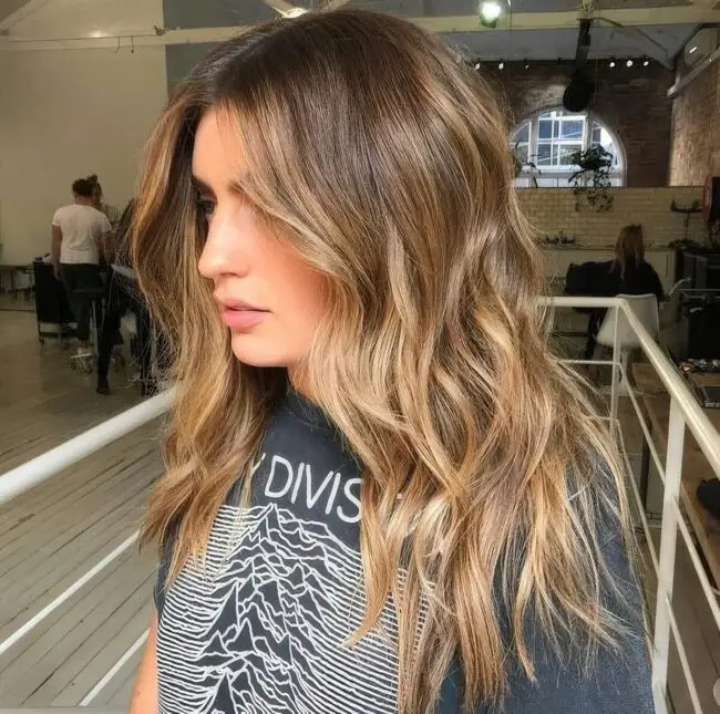 Sun-Kissed Wavy Hair Magic