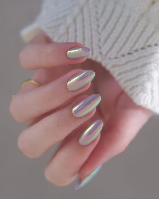 Fresh Chrome Mint Nails