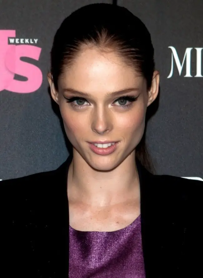 Dramatic Lashes and Soft Hues Look