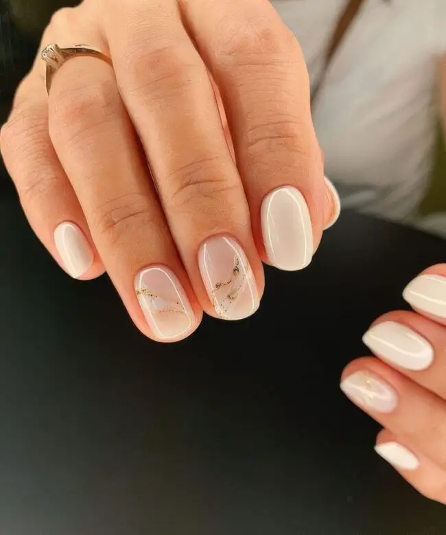 Glistening Gold and White