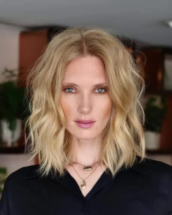 Playful Wavy Hair
