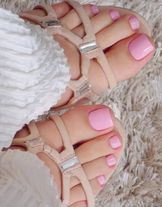 Playful Summer Nail Hues