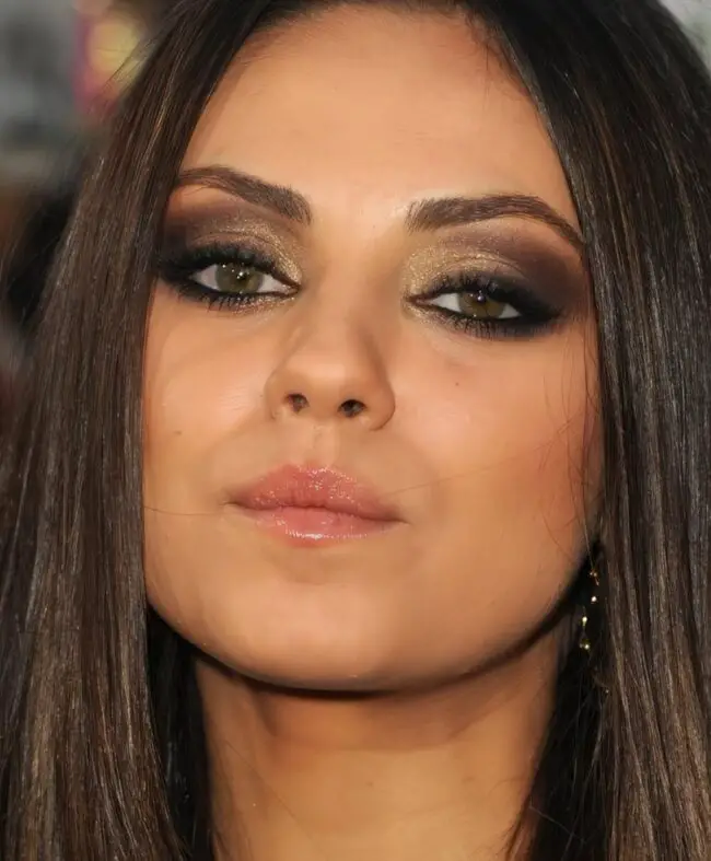 Dramatic Smoky Eyes with Glossy Lips
