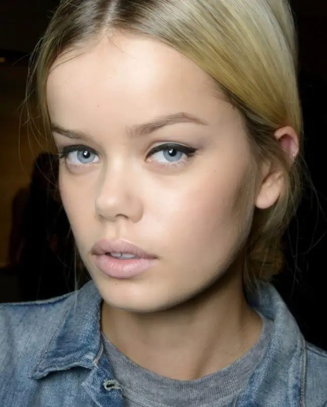 Flawless Base with Soft Lip Color