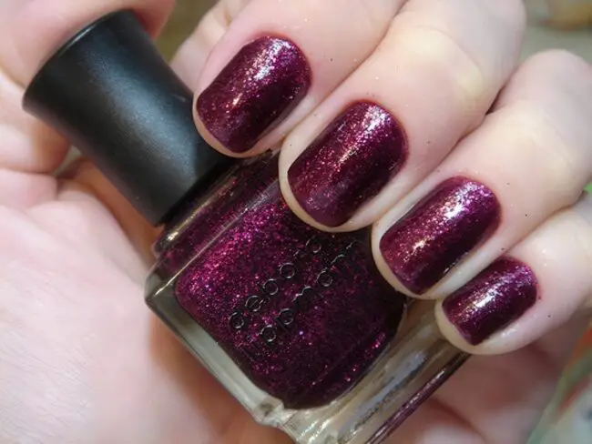 Burgundy Brilliance Unleashed