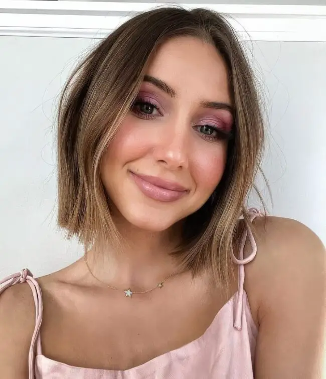 Warm Brown Soft Bob with Highlights