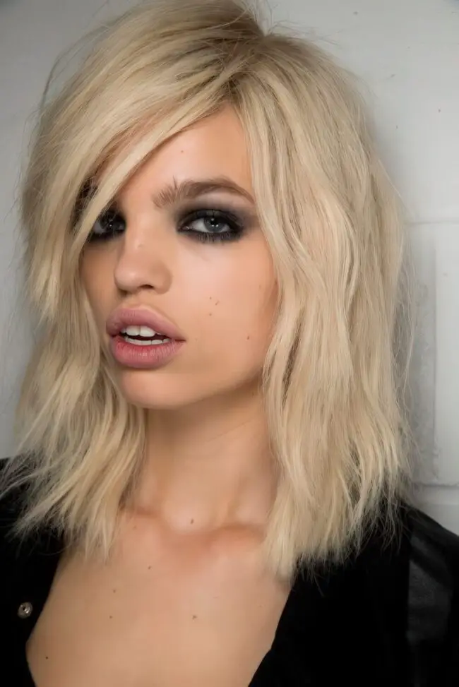 Smoky Eyes with Soft Nude Lips
