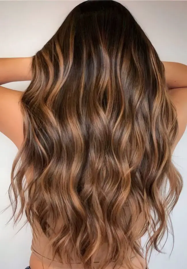 Warm Tones and Flowing Waves