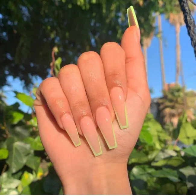 Neon Accents With Striking Edges